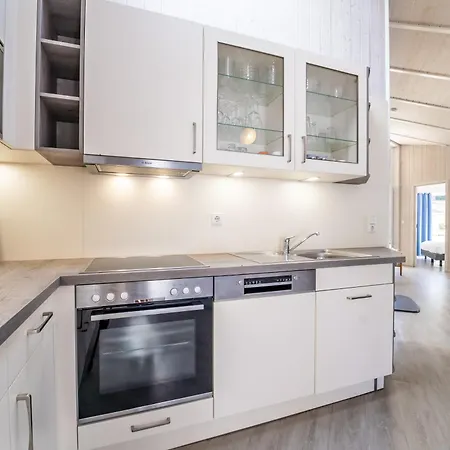 Strandblick - Dorf 1 09