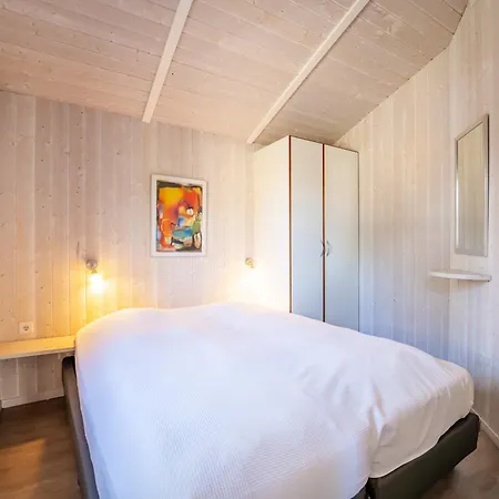 Strandblick - Dorf 1 09 * Priwall