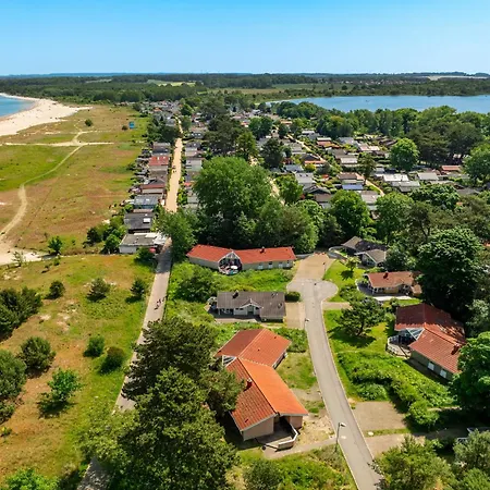 Strandblick - Dorf 1 09 Priwall